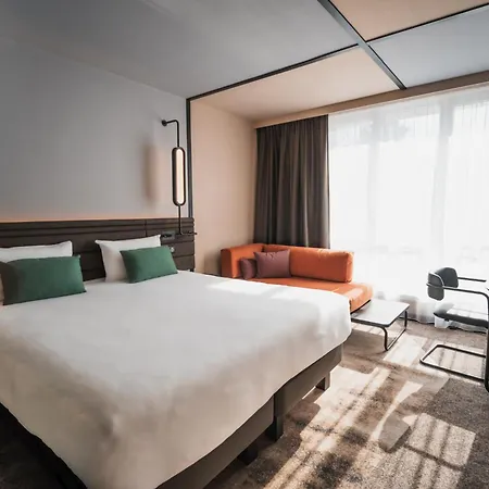 호텔 Novotel Lens 4*