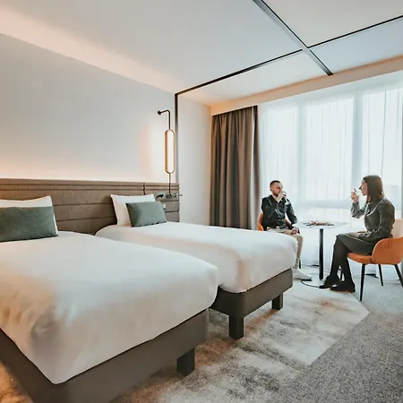 Novotel Lens 4*