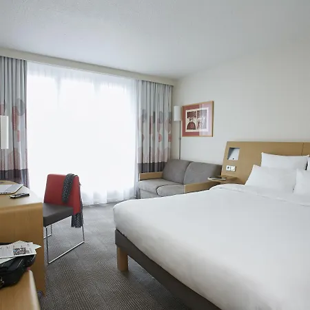 Szálloda Novotel Lens 4*