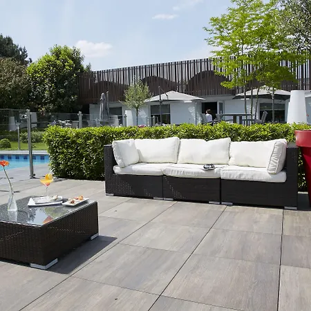 Novotel Lens 4* 누와이열고도