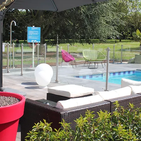 Novotel Lens Hotel 4*