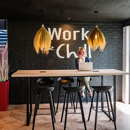 Novotel Lens Hotel 4*