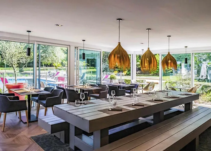 Hotel Novotel Lens 4*